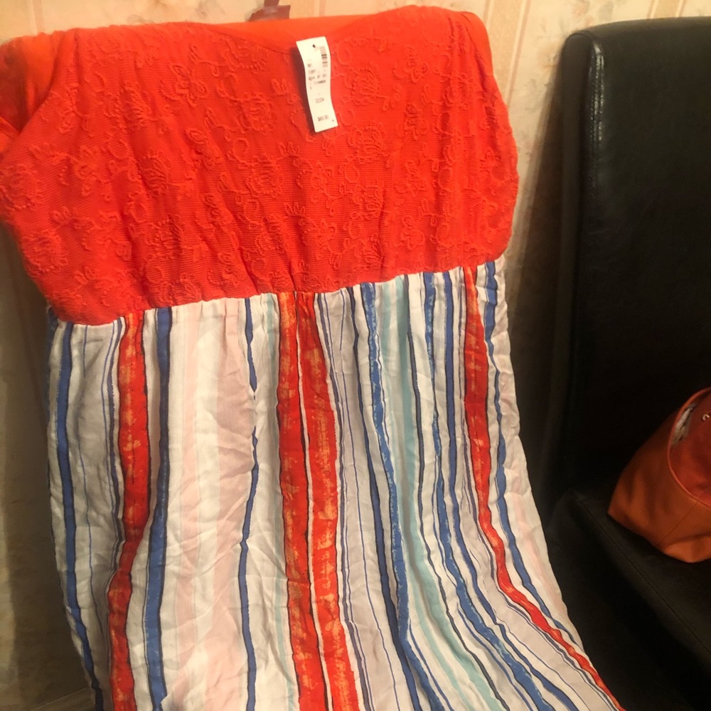 Brand New Dress with flare bottom colorful